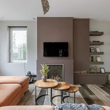 Ferienhaus Huswell - Along The Canal With Great Views *