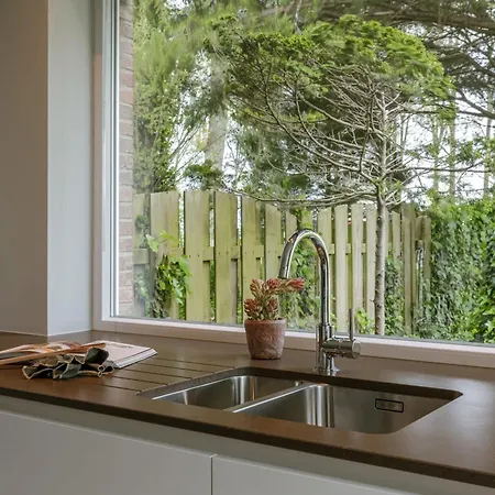 Huswell - Along The Canal With Great Views Ferienhaus *