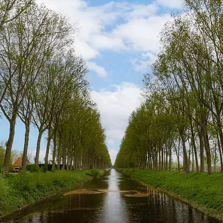 Huswell - Along The Canal With Great Views Ferienhaus *